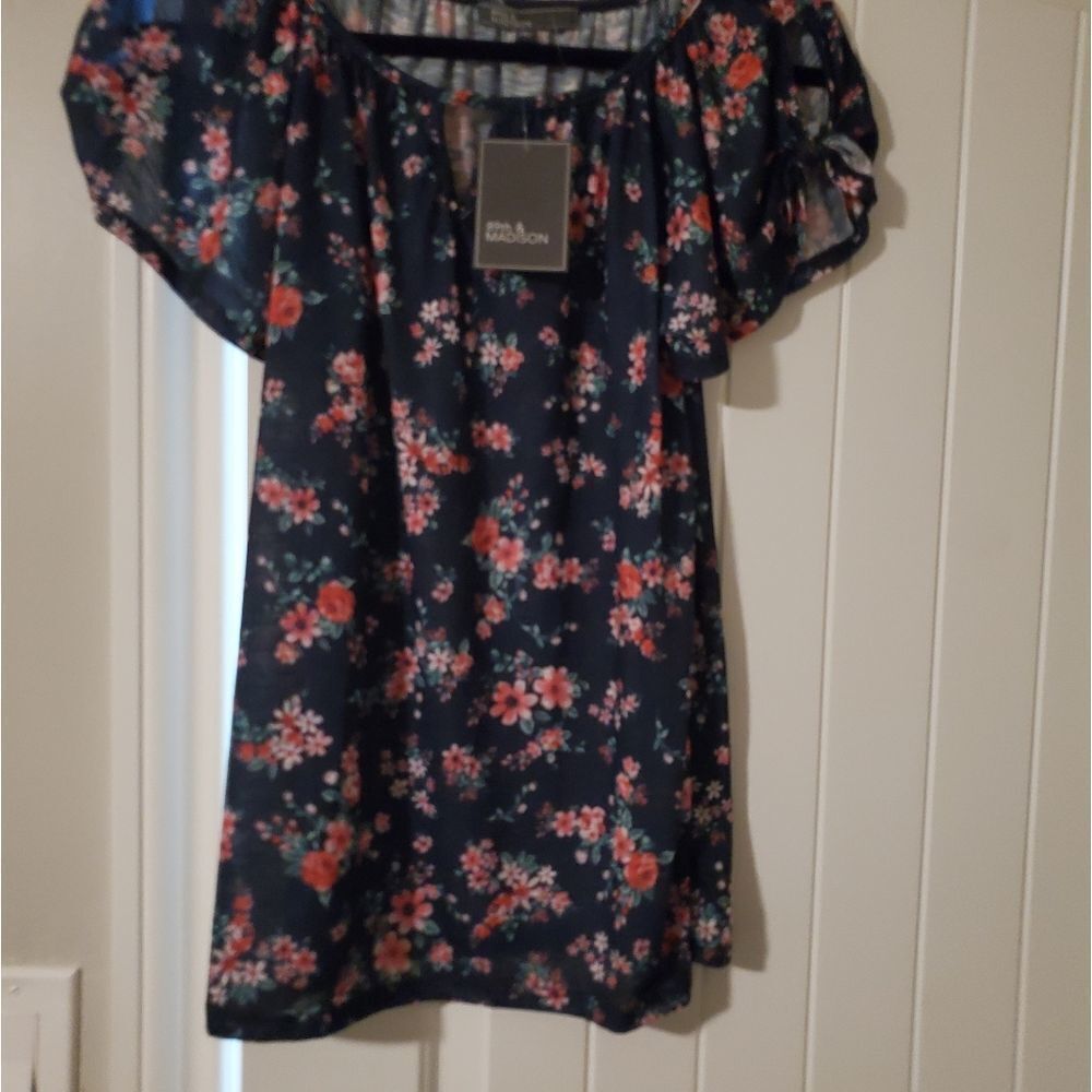 Women's 89th and Madison Blouse NWT Size S